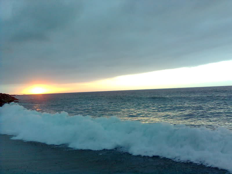 Resultado de imagen para fotos de paisajes de la playa la guaira bonitas